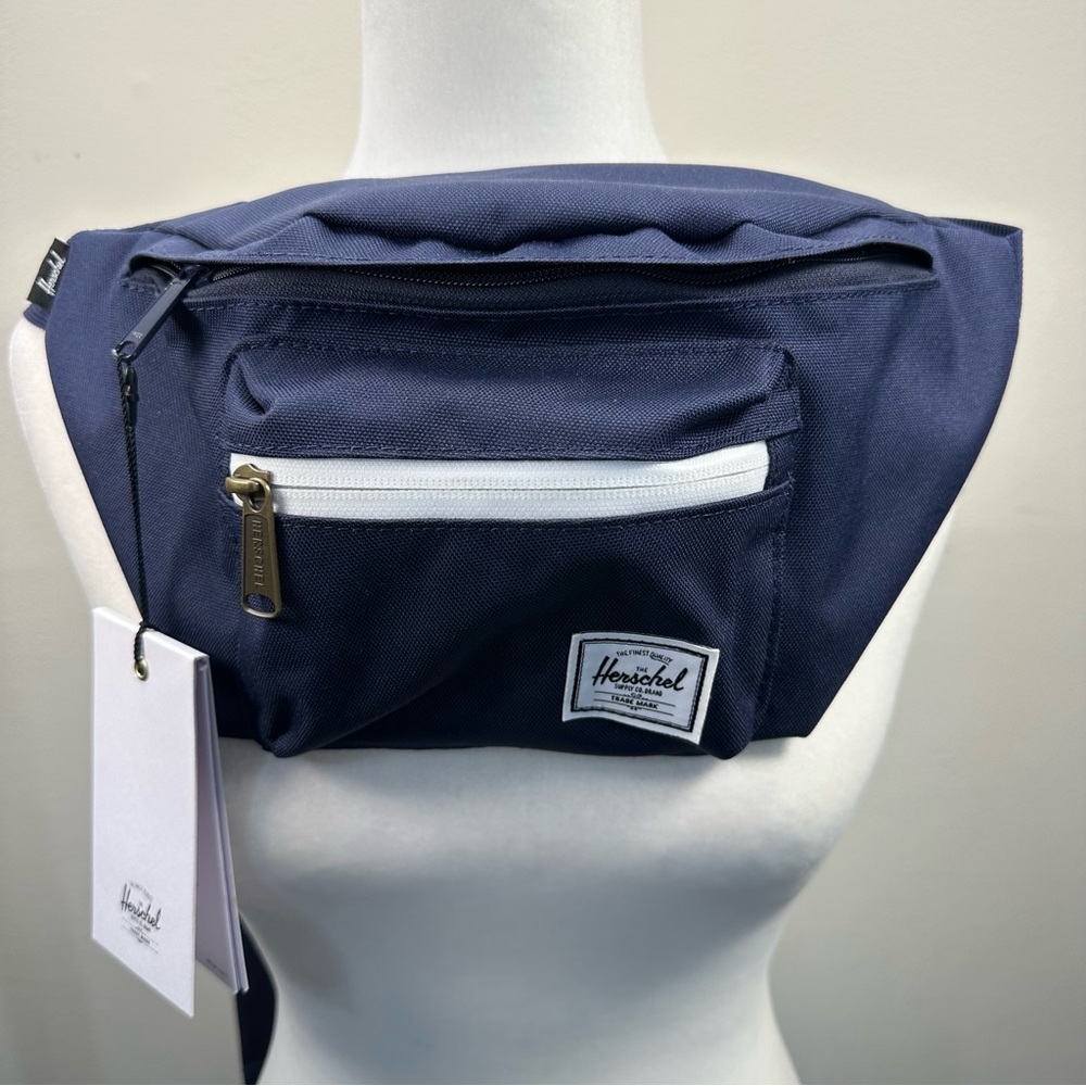 Herschel Supply Company Peacoat Navy Belt Bag NWT - Picture 3 of 15